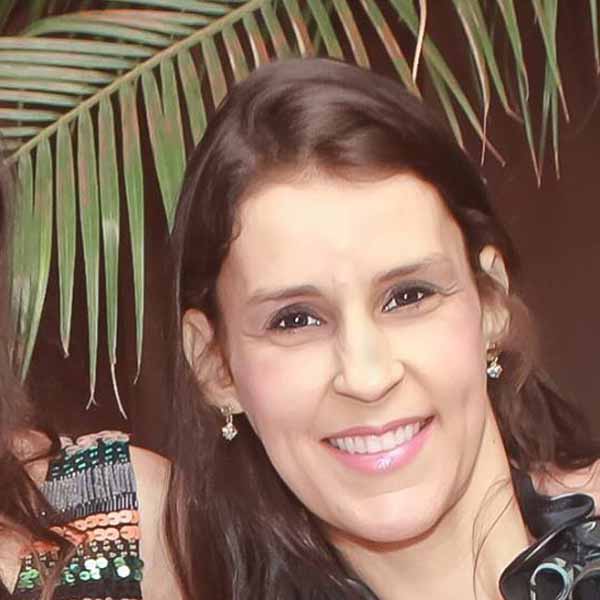 Carla Pelegrini apaga velinhas