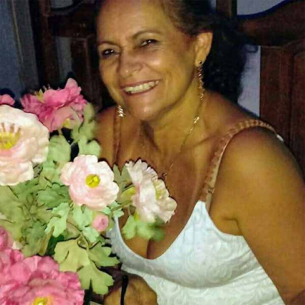 Cristina Lopes comemora mais um aniversário.