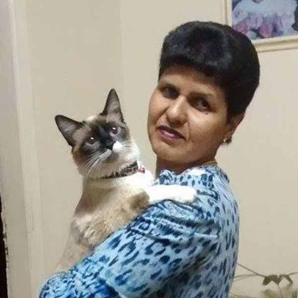 Roseli Fernandes completa idade nova