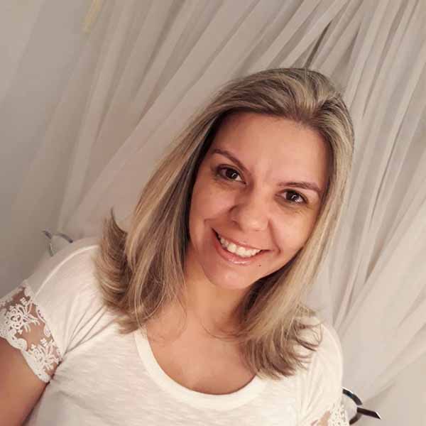 Grasielle de Paula comemora mais um aniversário.