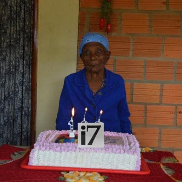 Maria Trindade da Silva apaga 106 velinhas hoje