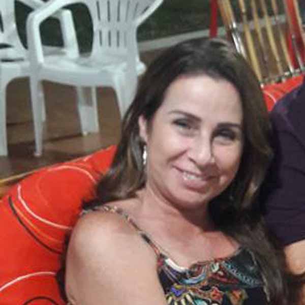 Maria Regina completa idade nova