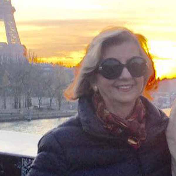 Maria Silvia Norcia apaga velinhas neste domingo