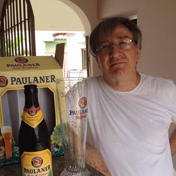 Osnir Zancanaro apaga velinhas
