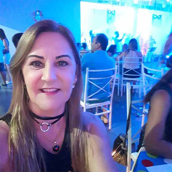 Leila Paula comemora mais um aniversário.