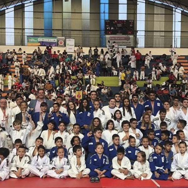 Com a presença de 600 atletas, 6° Torneio Regional de Judô Isaburo Suto de Paraguaçu é sucesso