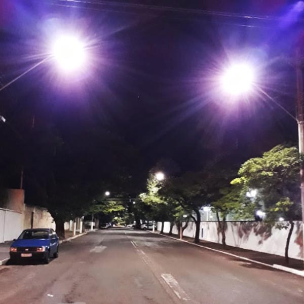 Iluminação pública de Quatá e Paraguaçu Paulista recebe luminárias de Led
