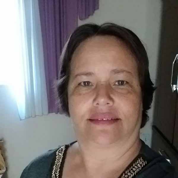 Regina Pedrozo comemora mais um aniversário.