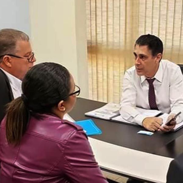 Representantes da Santa Casa solicitam recursos para implantação de sistema solar fotovoltaico