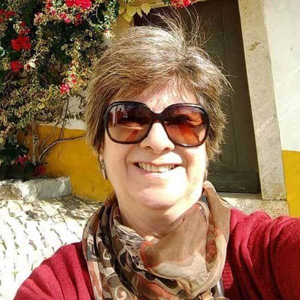 Maria do Carmo completa idade nova