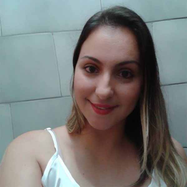 Giseli Ramos apaga velinhas nesta terça
