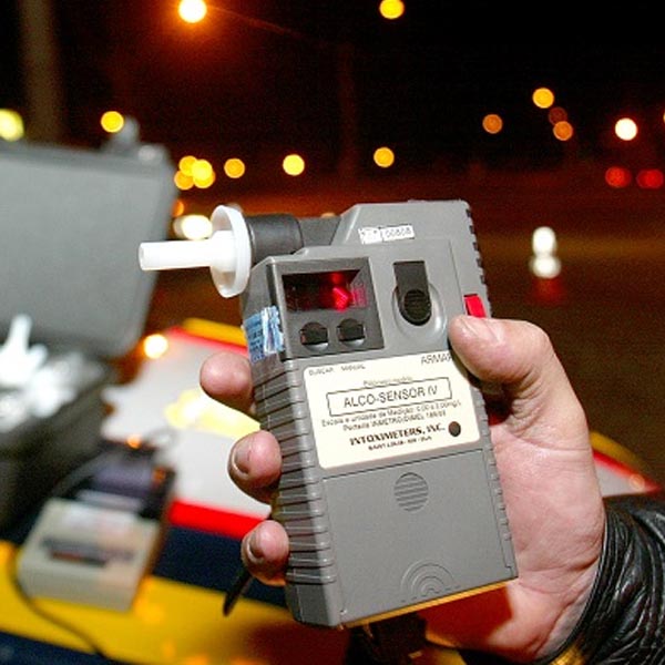 Programa Direção Segura autua 30 motoristas em Assis