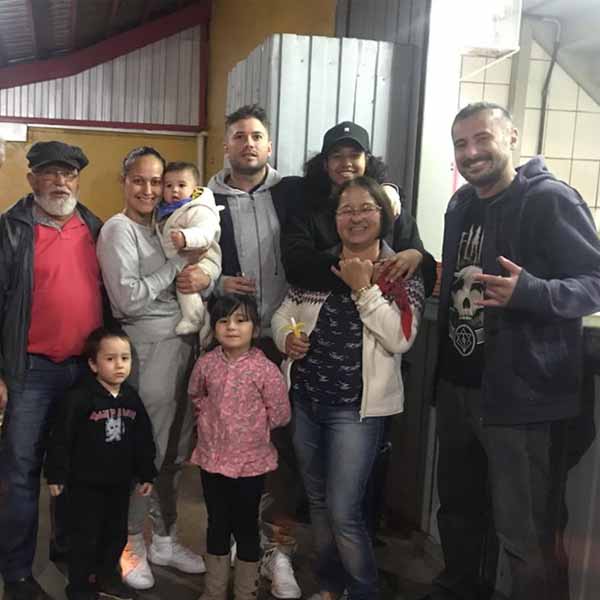Paraguaçuense, atualmente moradora em Cingapura, vem a passeio a nossa cidade.