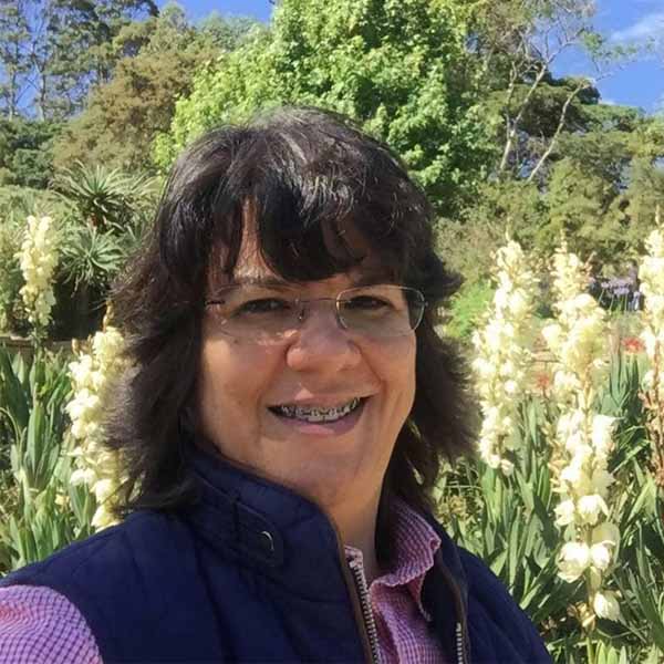 Silvia Alphonse comemora mais um aniversário.