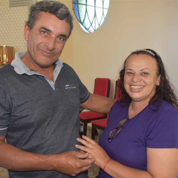 Hélio e Eva celebram 30 anos de casados