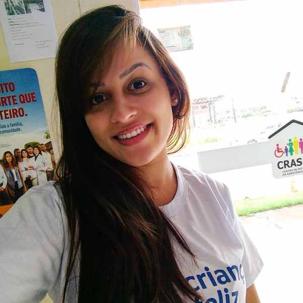 Raíssa Cordeiro comemora mais um aniversário.