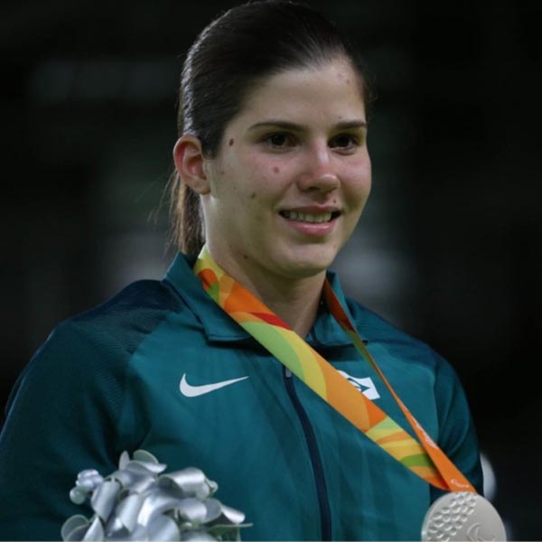Campeã mundial paralímpica de Judô estará em Paraguaçu para aulas gratuitas