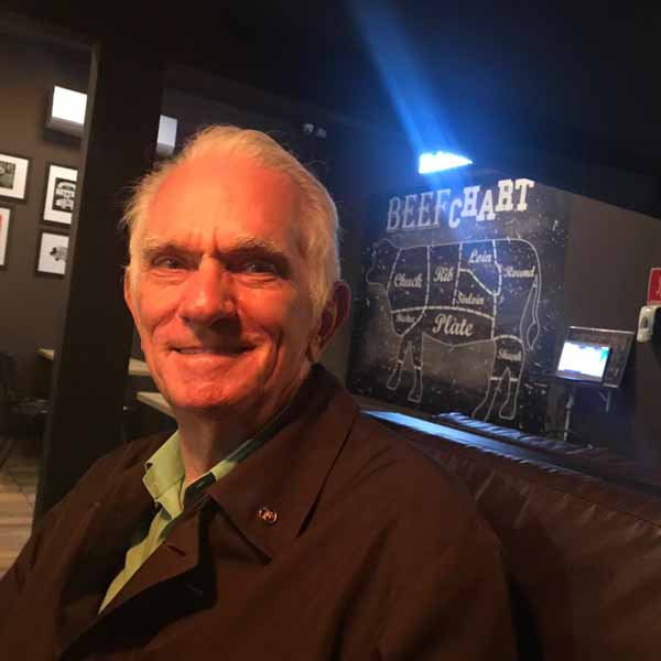 Contador Natal Canevari recebe homenagem