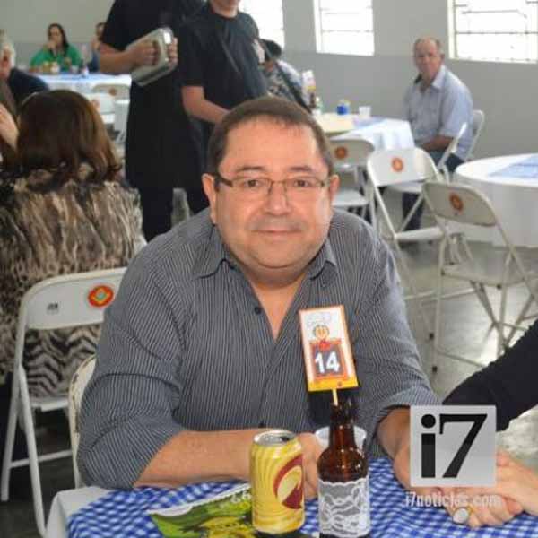 José Alexandre Antunes é o aniversariante do dia