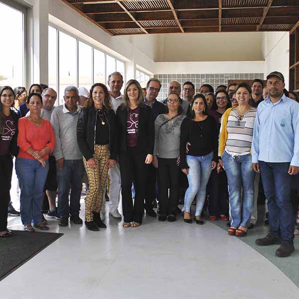 Caminhada Unimed Assis bate recorde de arrecadação de alimentos e beneficia 12 entidades