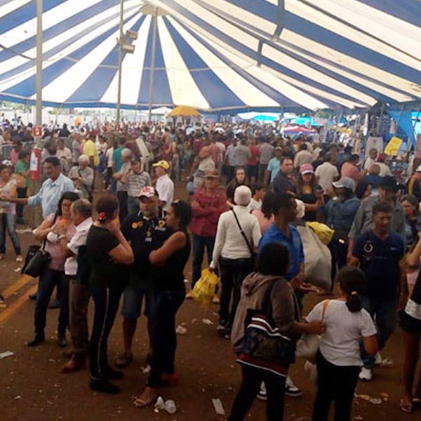 Cerca de 40 mil turistas são esperados na Festa do Menino da Tábua em Maracaí