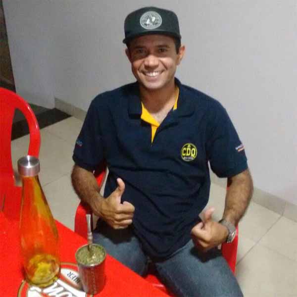 Celso apaga velinhas nesta quinta