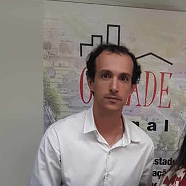 Eduardo Girotto é o aniversariante do dia