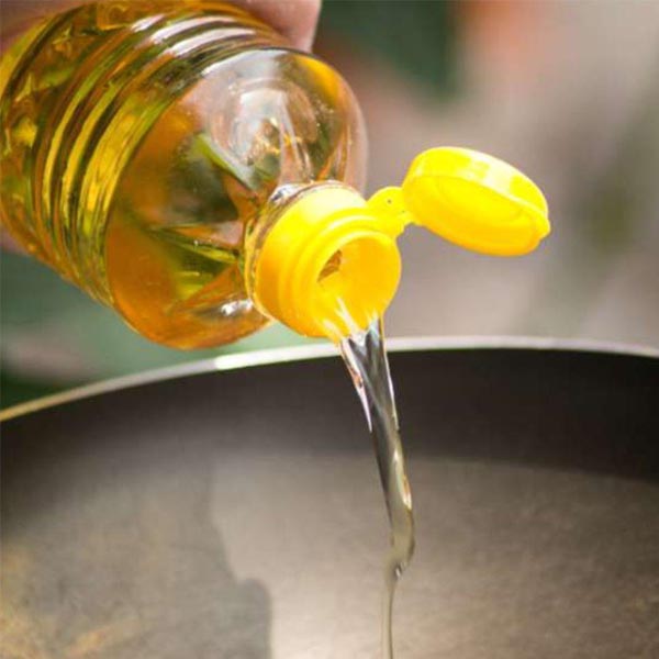 Troca do óleo de cozinha usado será nesta quarta-feira, 28