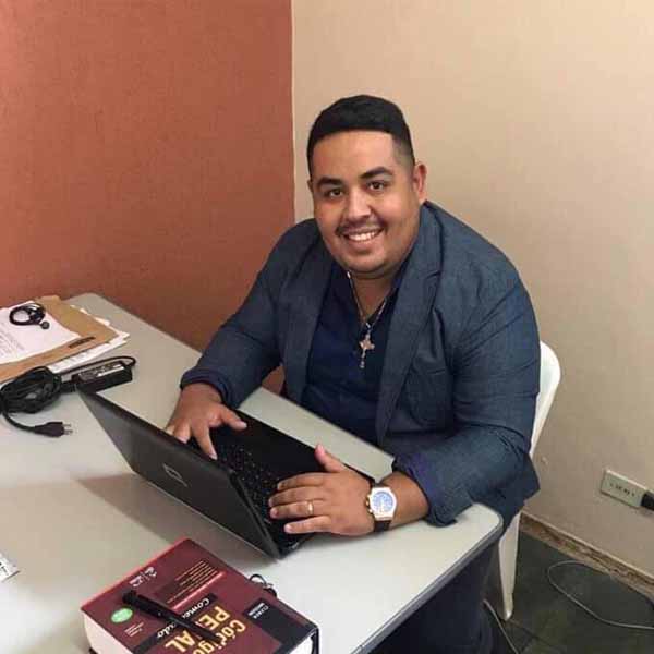 Diego Fabossi comemora mais um aniversário.