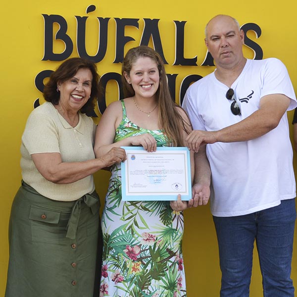 Búfalas São João recebe certificado de registro SIM