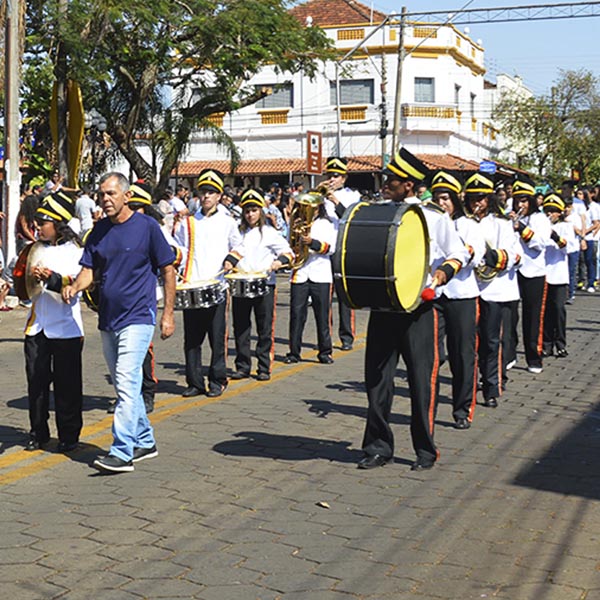 Desfile Cívico marca o Dia da Independência do Brasil em Paraguaçu Paulista
