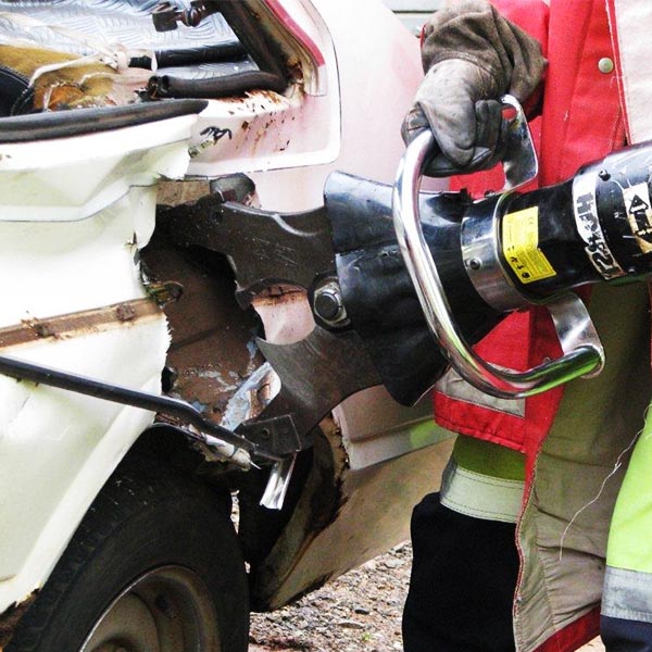 Prefeita entrega equipamento para o Corpo de Bombeiros de Paraguaçu