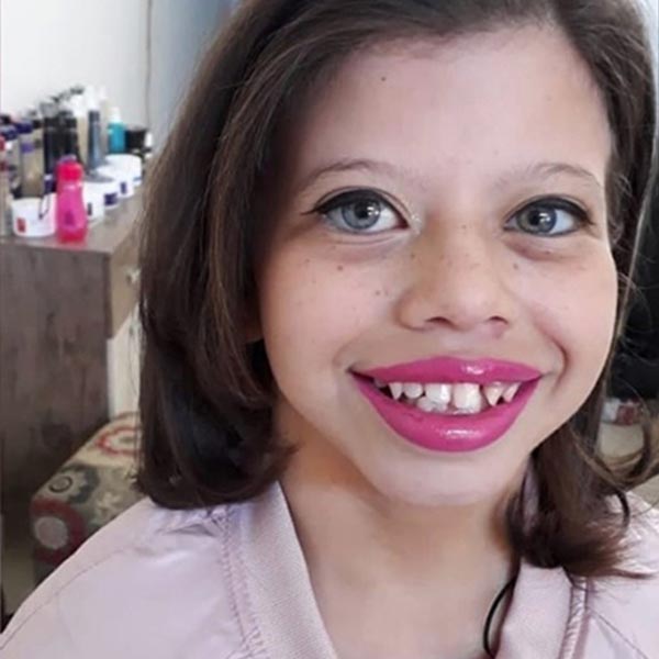 Menina morre após passar mal durante desfile de 7 de Setembro em Garça