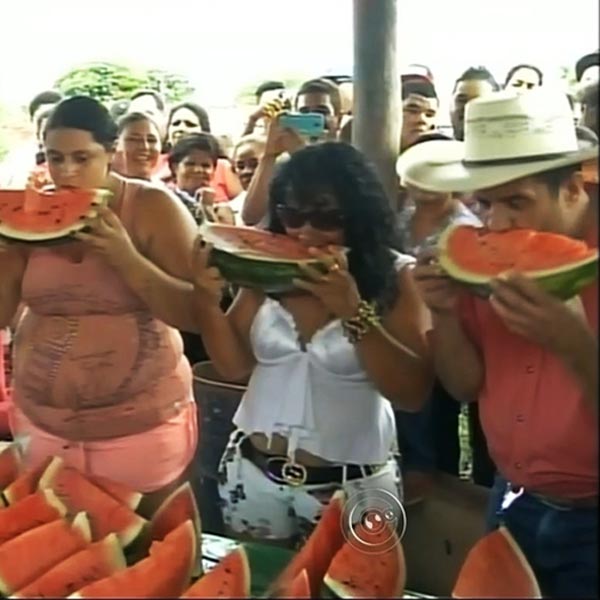 Oscar Bressane se prepara para sua 7ª Festa da Melancia