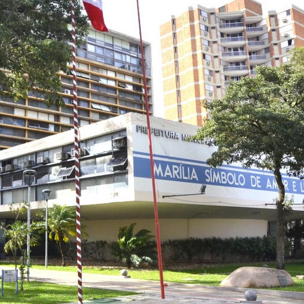 Prefeitura de Marília tem tentativa de invasão e segurança ferido