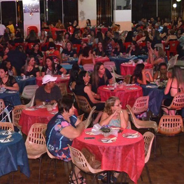 Dia do Servidor Público é celebrado com jantar em Quatá
