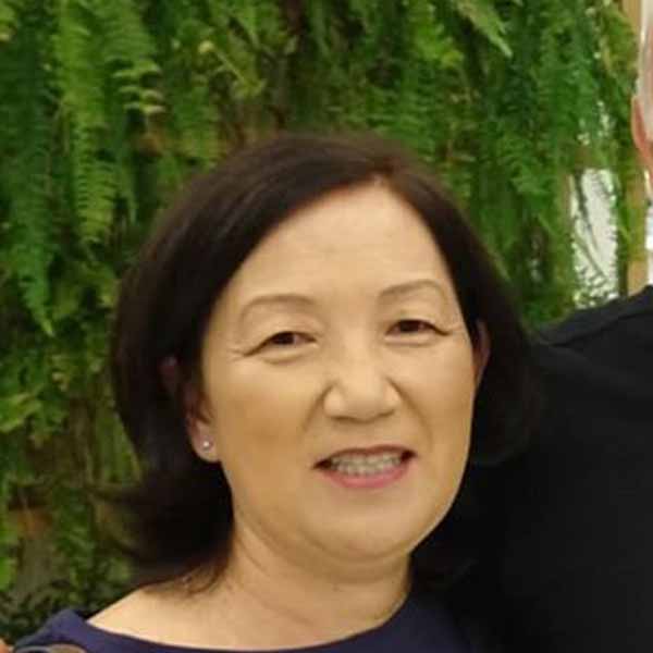 Regina Matsukura completa idade nova