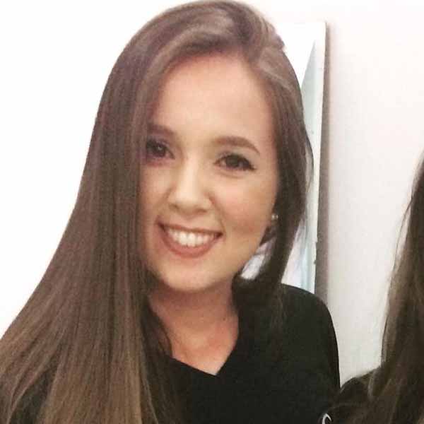 Taynara Garcia completa idade nova