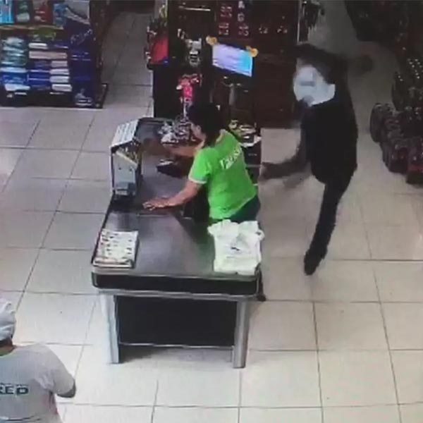 Homem armado assalta supermercado e ameaça funcionários em Quatá