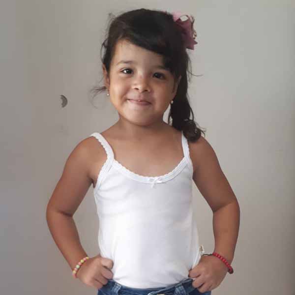 Alicia comemora mais um aninho de vida