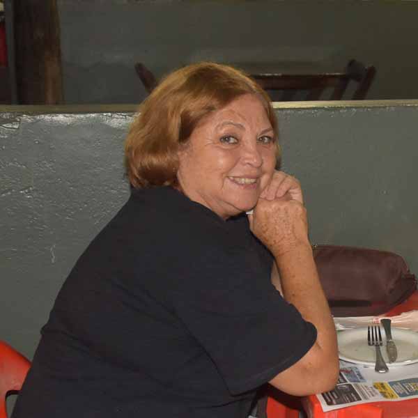 Creusa Rodrigues apaga velinhas neste sábado