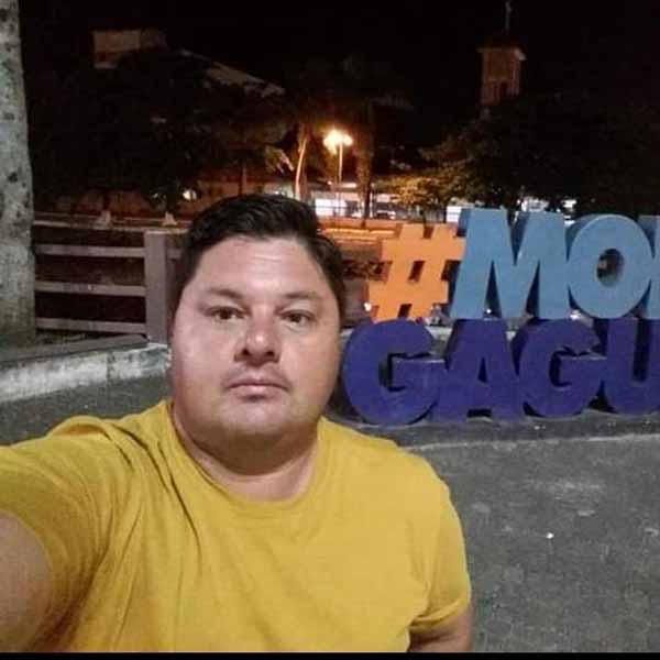 Sizenando Barros Filho, o Nando completa mais um aniversário
