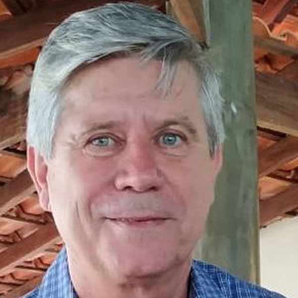 Sidney Hauck recebe os parabéns pelo seu aniversário