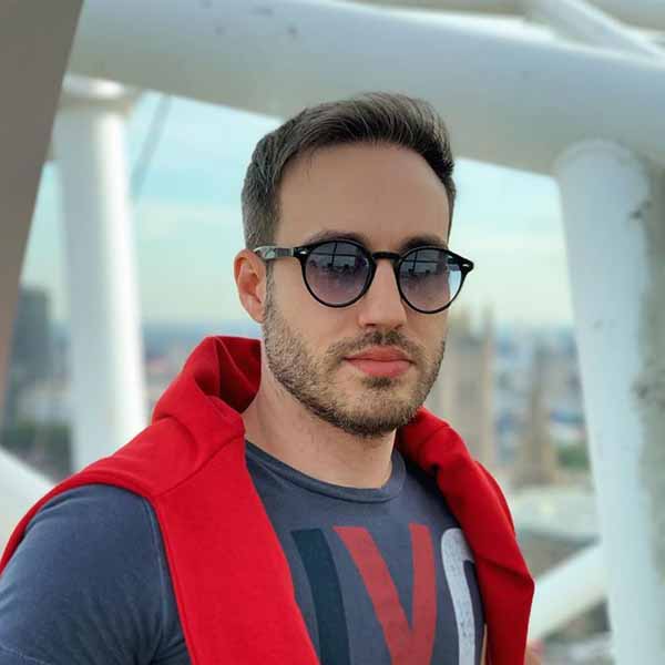 Marcel Guerra apaga velinhas nesta terça