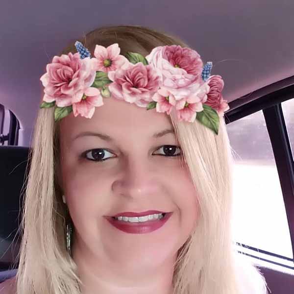 Eliete Canevari apaga velinhas nesta sexta
