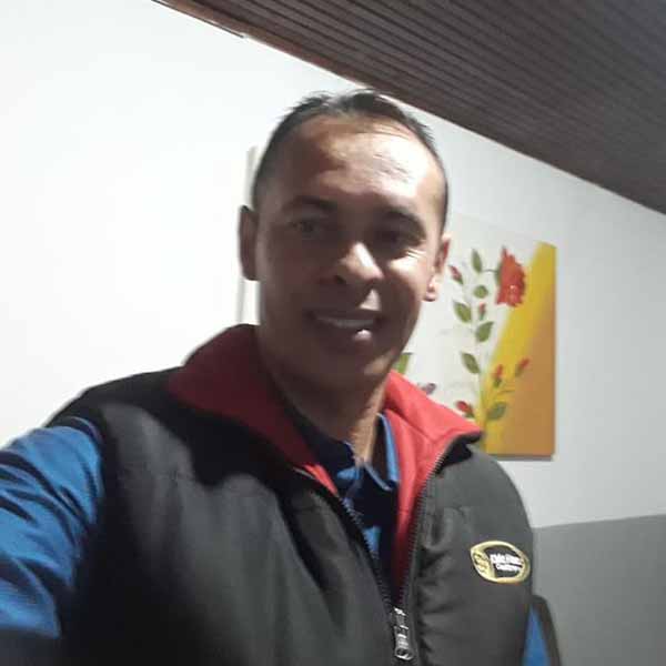 Alessandro Brasão completa idade nova