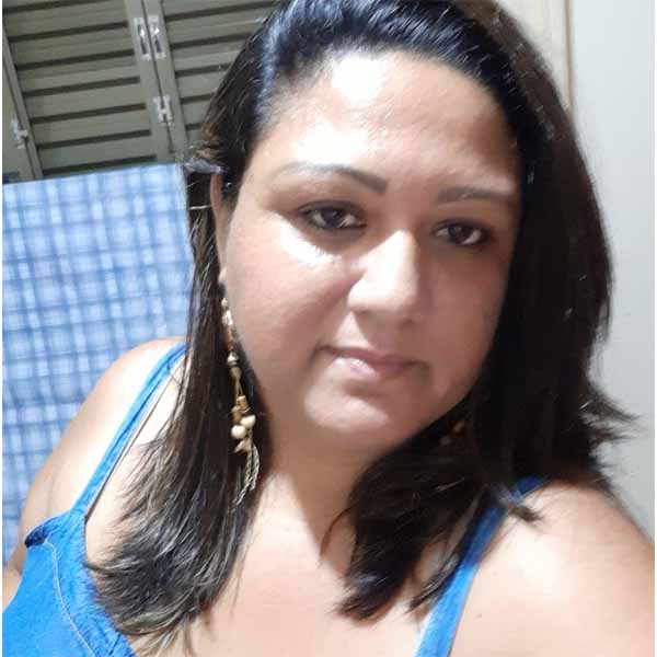 Viviane Moreira comemora mais um ano de vida