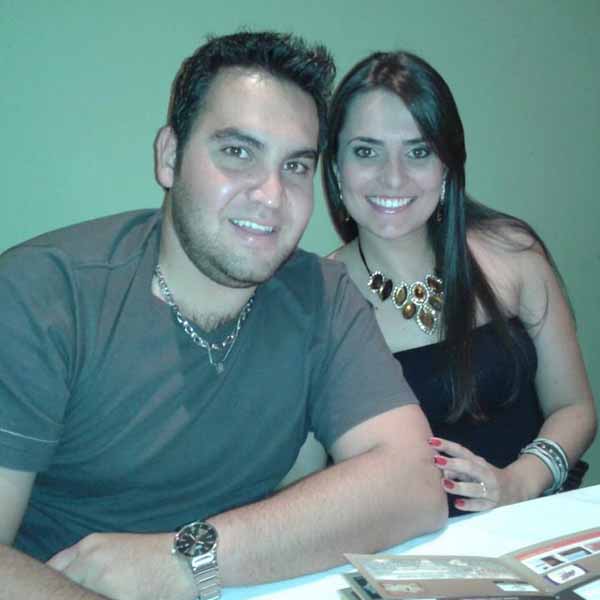 Manoel Jr e Marceli Moreno comemoram 8 anos de casados