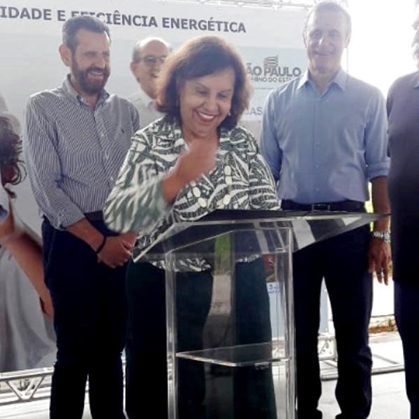 Prefeita Almira assina convênio de R$ 8,9 milhões com Sabesp