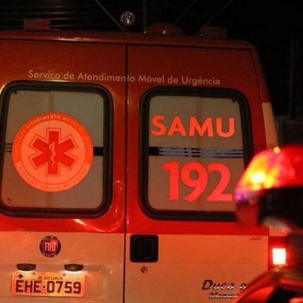 Dois jovens ficam feridos após pneu da moto furar em rodovia de Assis
